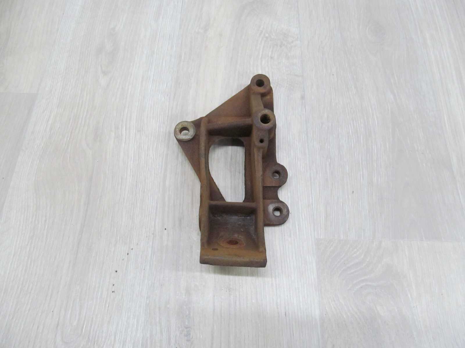 DAIHATSU HIJET PFAU PORTER 1.3 98- LAPA PODPORA SILNIKA