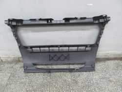DUCATO BOXER ZDERZAK PRZOD SRODEK 1305760070 06-14