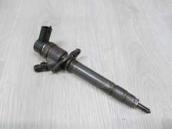 VOLVO S40 S60 S80 V70 XC 2.4 D5 WTRYSK WTRYSKIWACZ 0445110078 8658352