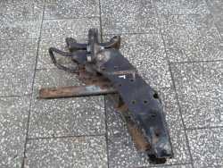 ISUZU N35 N GRAFTER LAPA PODSTAWA KABINY LEWA 07-18