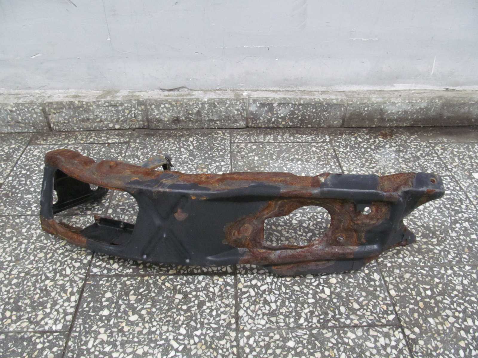 ISUZU N35 N GRAFTER BELKA WSPORNIK ZDERZAKA LEWA 07-18