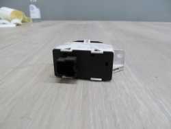FORD FOCUS MK1 PRZELACZNIK WLACZNIK AWARYJNYCH 2M5T-13A350-AA