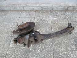 FORD FOCUS MK1 KOMBI 98-04r WAHACZ ZWROTNICA TYL PRAWY