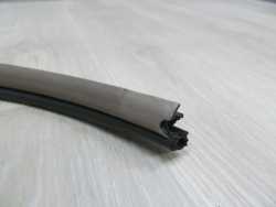 TOYOTA CAMRY VI 01-06 USZCZELKA DRZWI PRZOD PRAWY