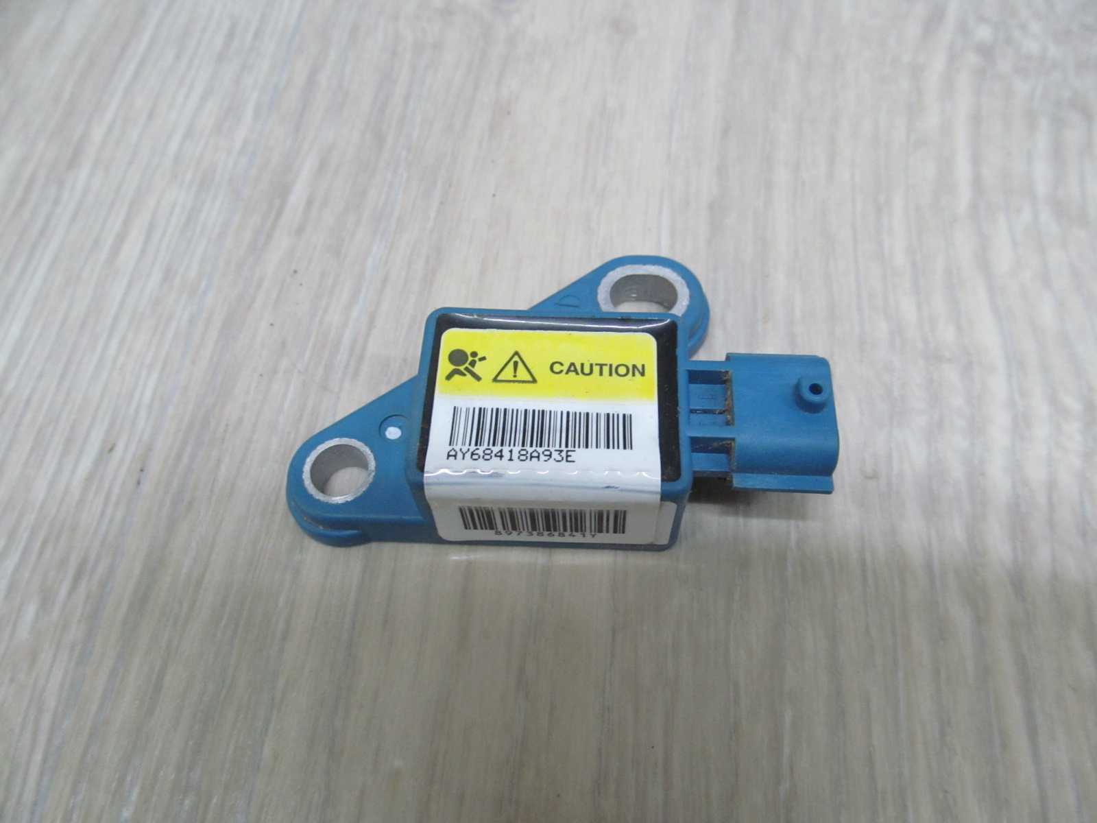 ISUZU N35 N NPR L GRAFTER CZUJNIK SENSOR UDERZENIA 07-18