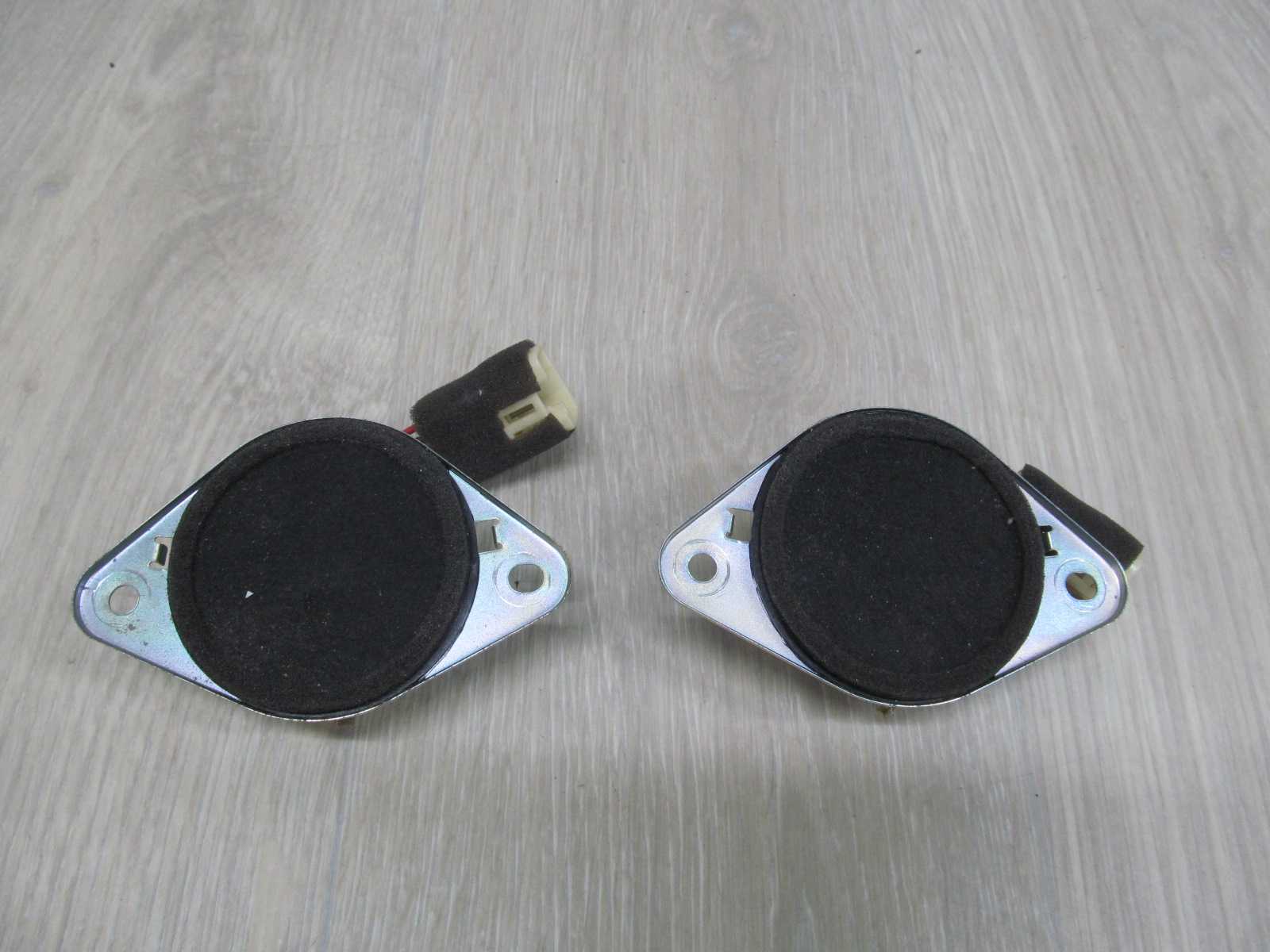 TOYOTA CAMRY VI 01-06 GLOSNIK DESKI ROZDZIELCZEJ 86160-AA363