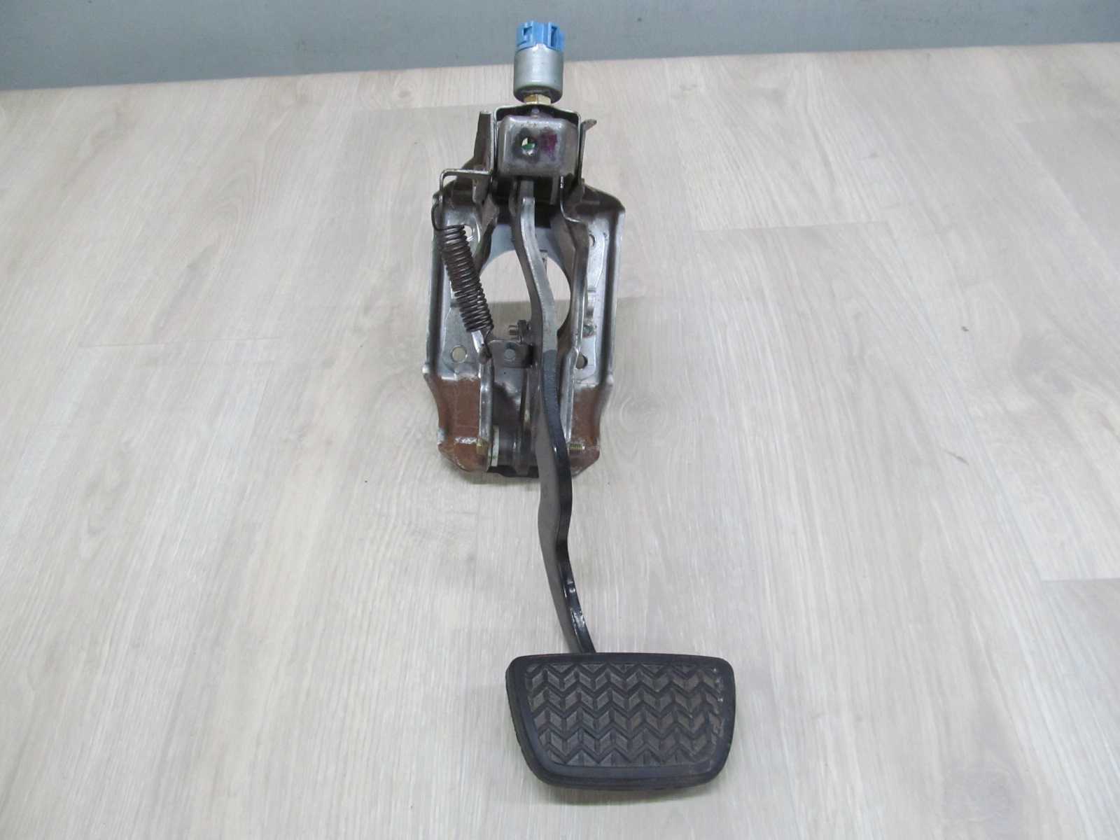 TOYOTA CAMRY VI 01-06 PEDAL HAMULCA CZUJNIK AUTOMAT