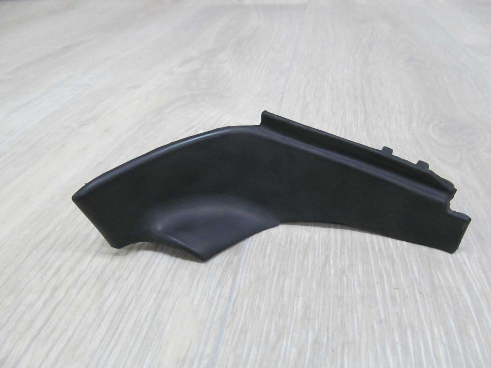 TOYOTA CAMRY VI 01-06 OSLONA NAROZNIK PODSZYBIA PRAWA 53866-AA010