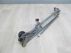 TOYOTA CAMRY VI 01-06 MECHANIZM WYCIERACZEK PRZOD