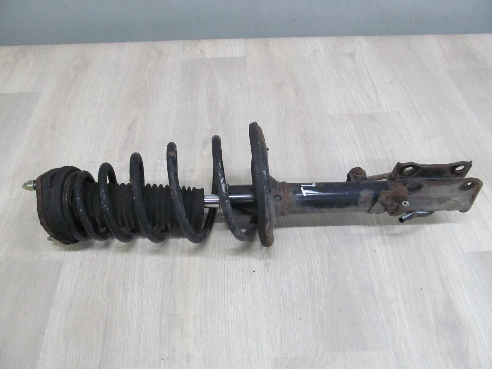TOYOTA CAMRY VI 2.4 B 01-06 AMORTYZATOR MCPHERSON TYL LEWY 48540-AA111