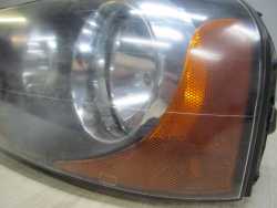 VOLVO XC90 LAMPA REFLEKTOR LEWY PRZOD UK 30784151 02-07