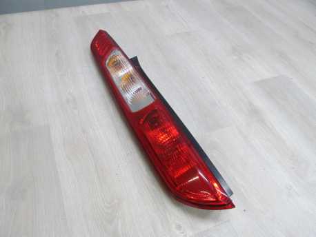 FORD FOCUS MK2 II LIFT 04-08 LAMPA TYL TYLNA LEWA 4M51-13405-A