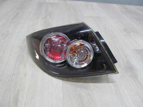 MAZDA 3 BK HB LIFT LAMPA TYL LEWA 03-09 W BLOTNIK