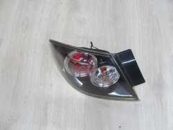 MAZDA 3 BK HB LIFT LAMPA TYL LEWA 03-09 W BLOTNIK