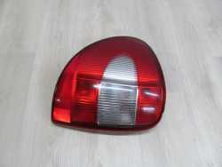 CHRYSLER GRAND VOYAGER IV LIFT LAMPA TYL LEWA TYLNA 04-08 04857307