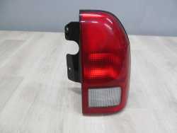 SUZUKI GRAND VITARA LAMPA TYL PRAWA 01-05