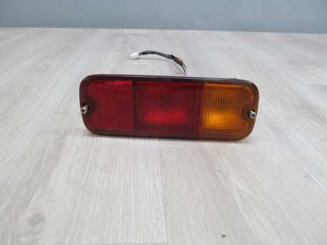 SUZUKI GRAND VITARA LAMPA TYL PRAWA ZDERZAKA 01-05