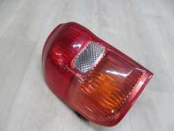 TOYOTA RAV4 II LAMPA TYLNA TYL LEWA 00-03