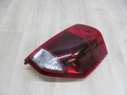 MITSUBISCHI PAJERO III LIFT LAMPA TYLNA TYL LEWA 04-07