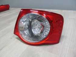 VW JETTA 1K5 05-10 LAMPA TYL PRAWA 1K5945096