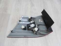 OPEL VECTRA C KOMBI LAMPA TYL TYLNA PRAWA 24469462 02-08