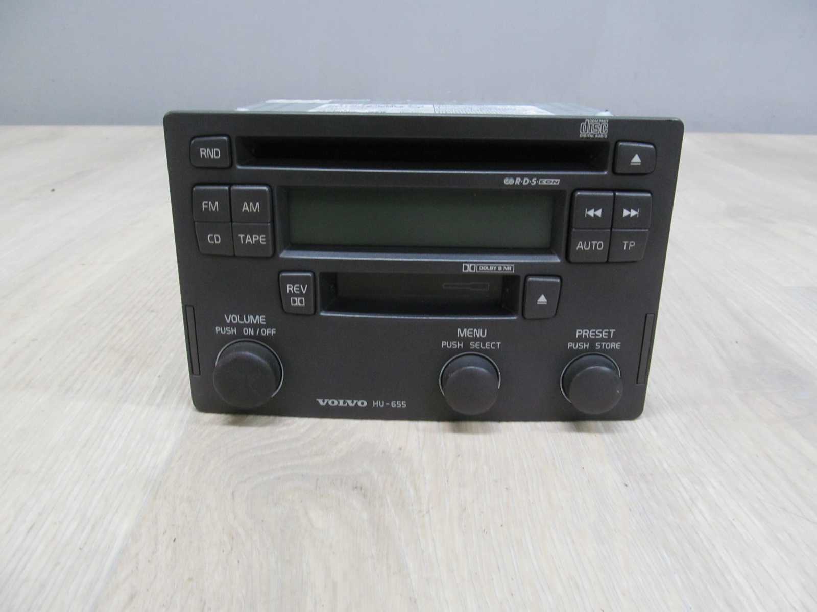 VOLVO S40 V40 LIFT 00-04 RADIO CD HU 655 30623403 36185337