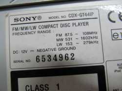SONY XPLOD 100DB MP3 SUB-OUT 4X52W CDX-GT44IP CD IPHONE