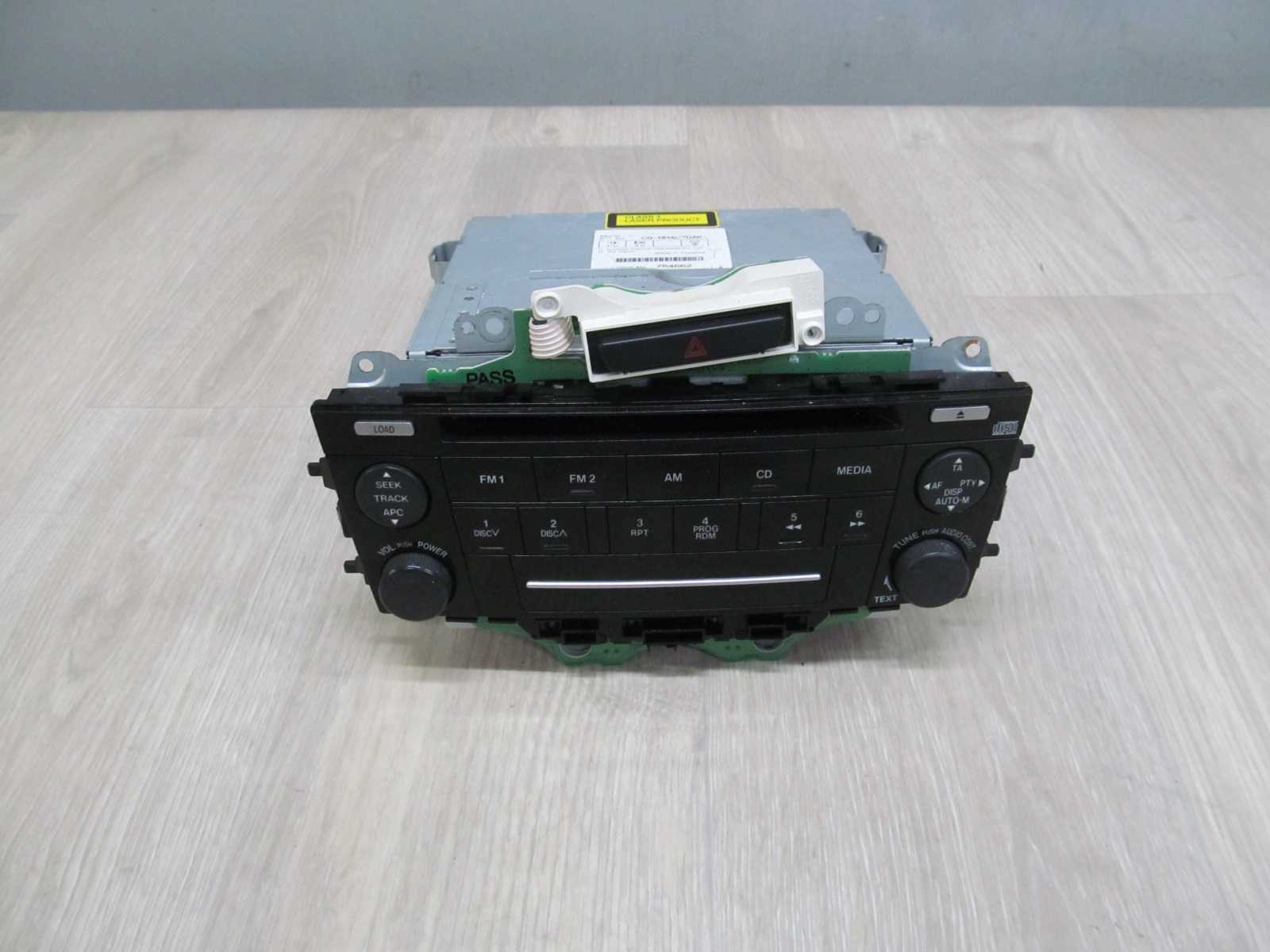 MAZDA 6 LIFT 05-08 RADIO CD PANEL CQ-MM4570AK ZMIENIARKA