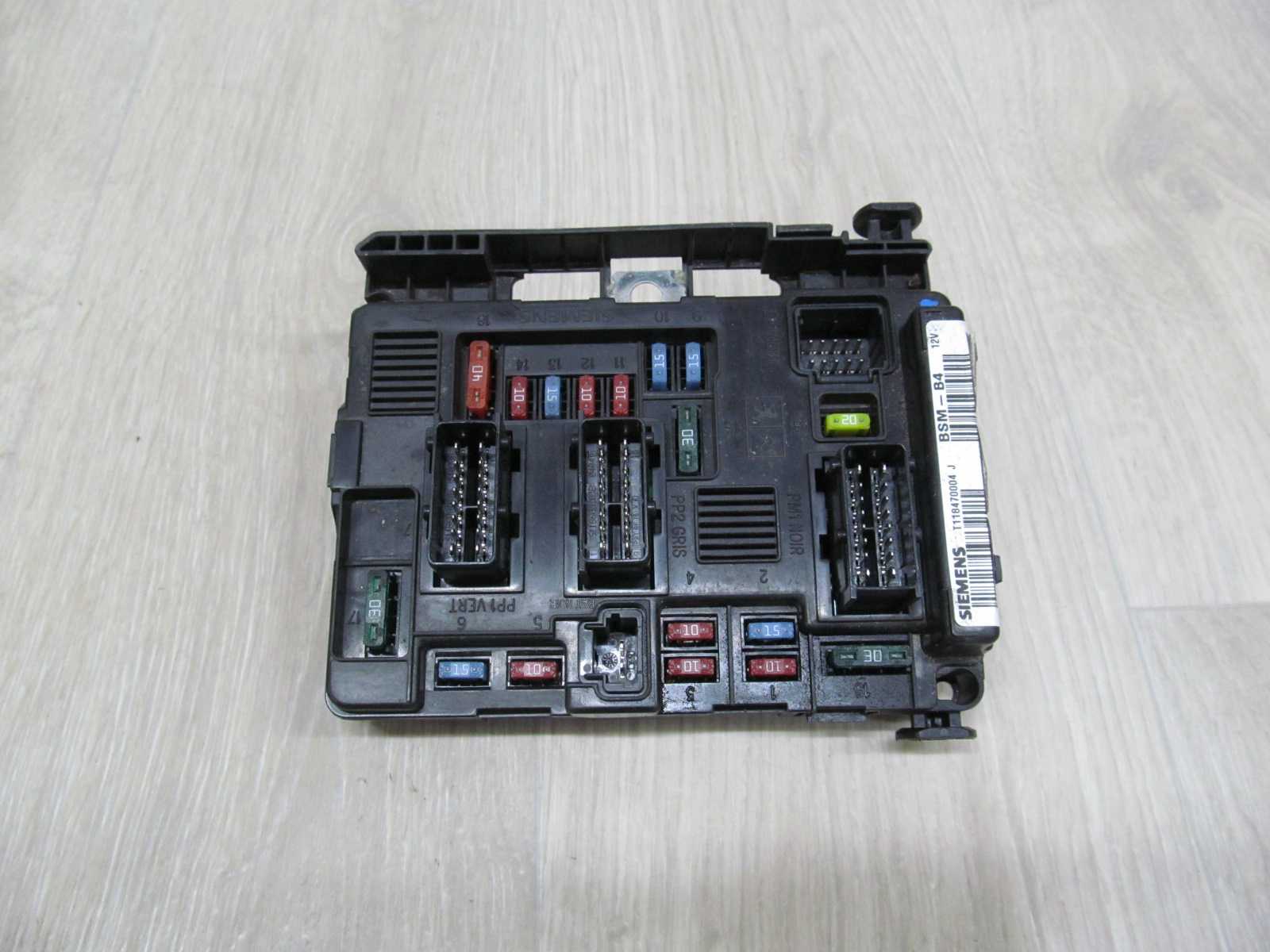 PEUGEOT CITROEN MODUL SKRZYNKA BSM B4 T118470004J 9643498780