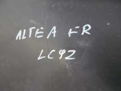 SEAT LEON II FR CUPRA ZDERZAK TYL LC9Z KPL 05-12