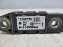 CHRYSLER GRAND VOYAGER IV CZUJNIK UDERZENIA PRZOD 04896059AA