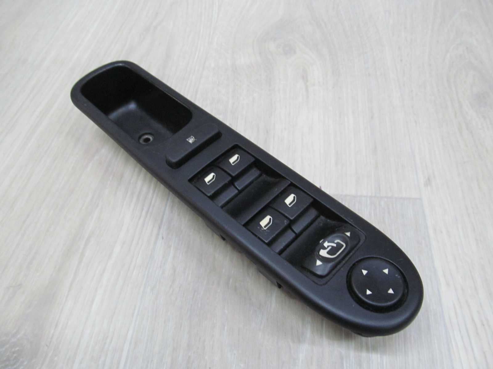 FIAT ULYSSE C8 807 407 PANEL PRZELACZNIK SZYB 53269704