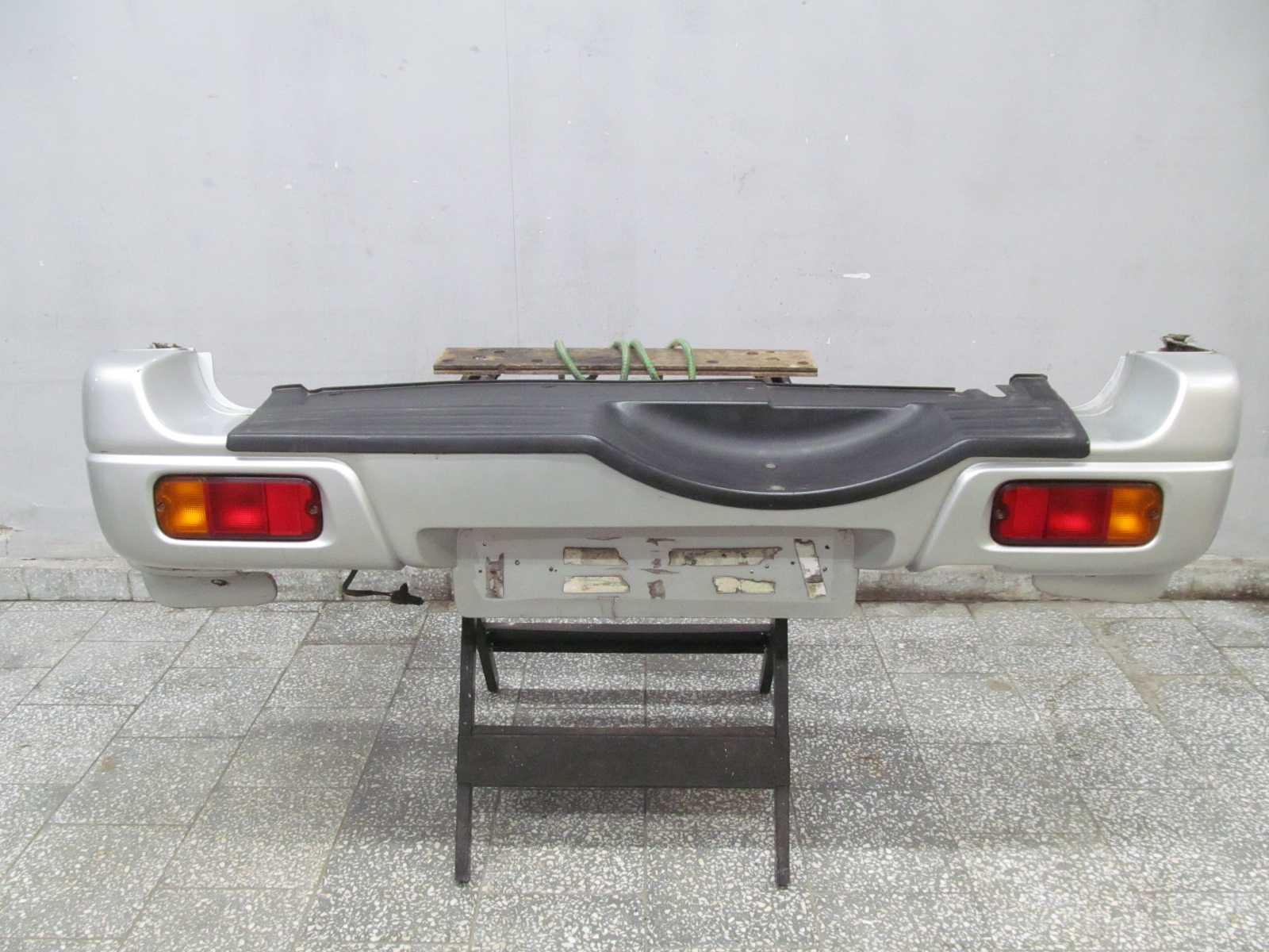 SUZUKI GRAND VITARA ZDERZAK TYL TYLNY Z2S 01-05
