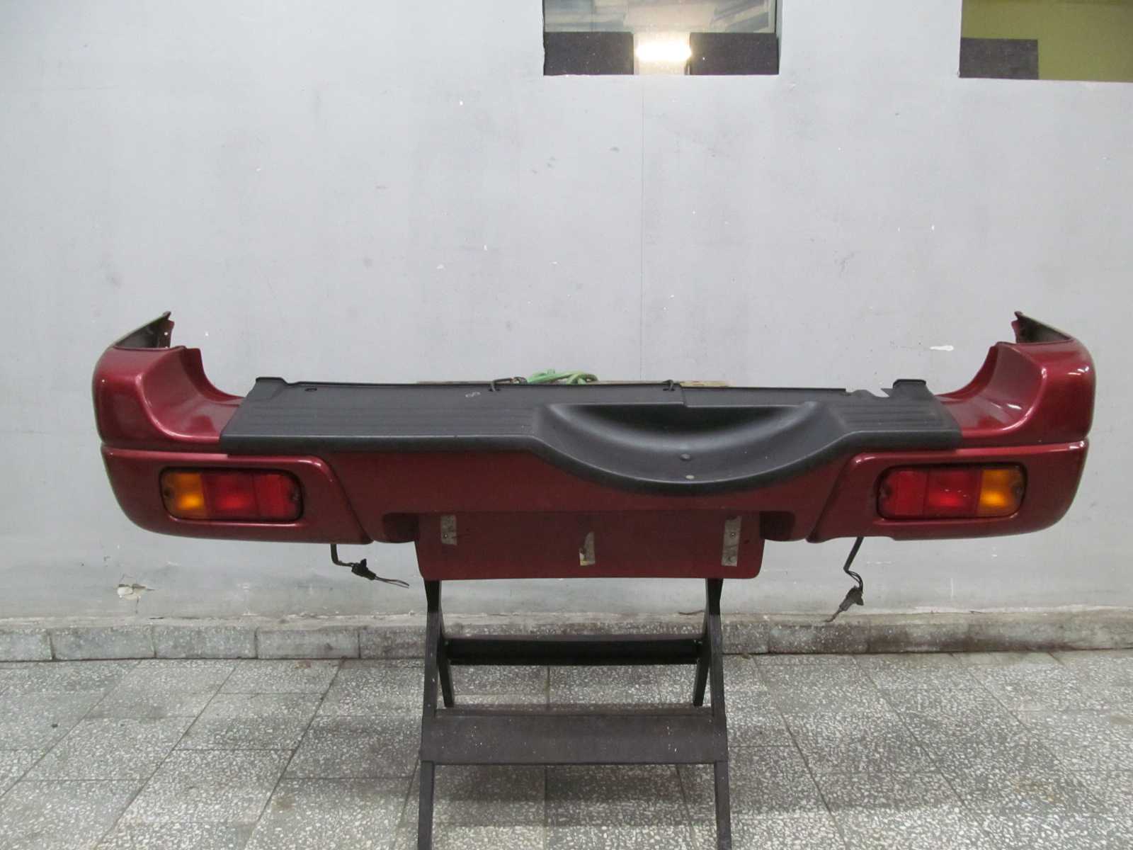 SUZUKI GRAND VITARA ZDERZAK TYL TYLNY Z5K 01-05