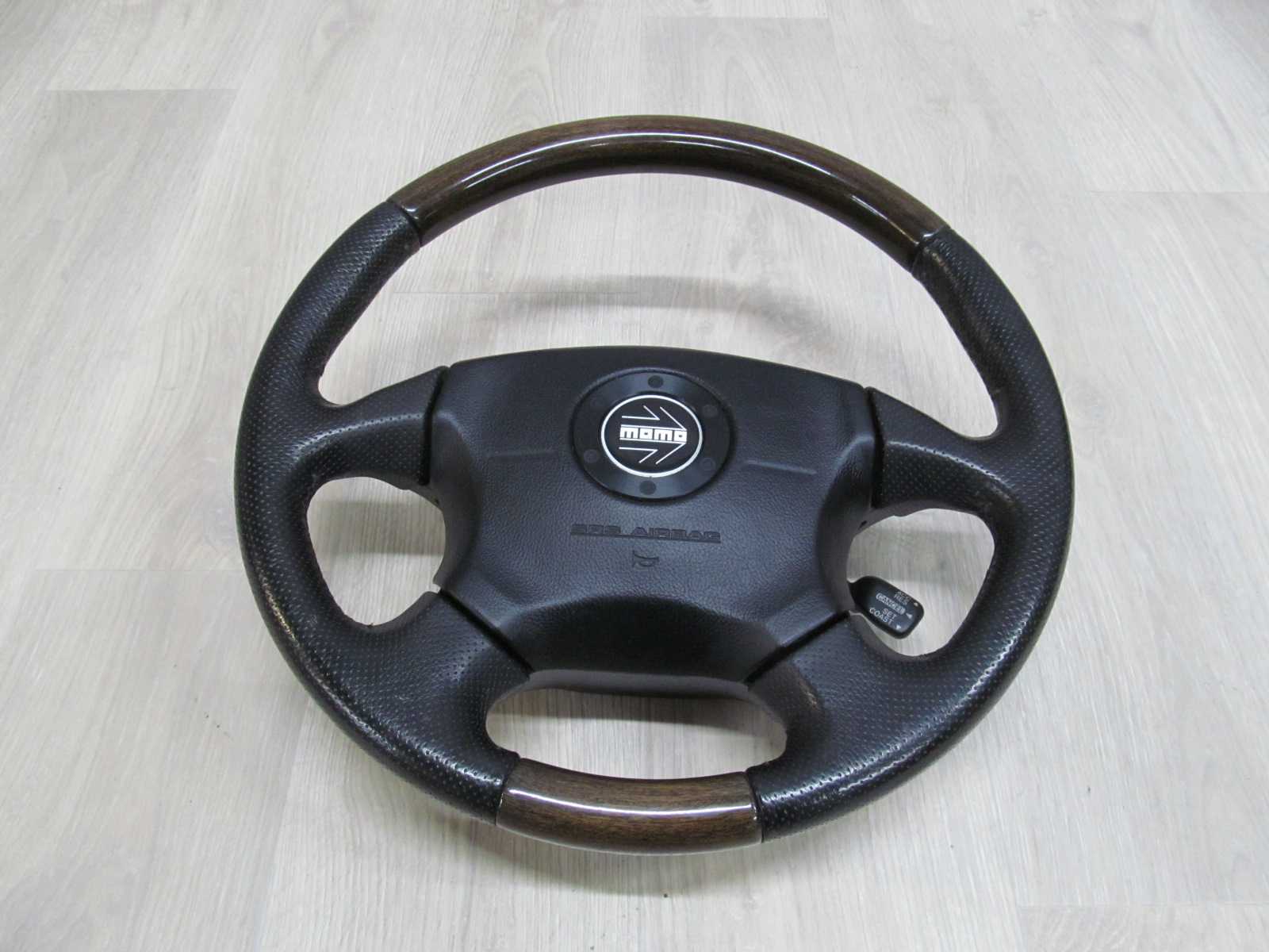 SUBARU LEGACY OUTBACK KIEROWNICA SKORA DREWNO MOMO 99-09