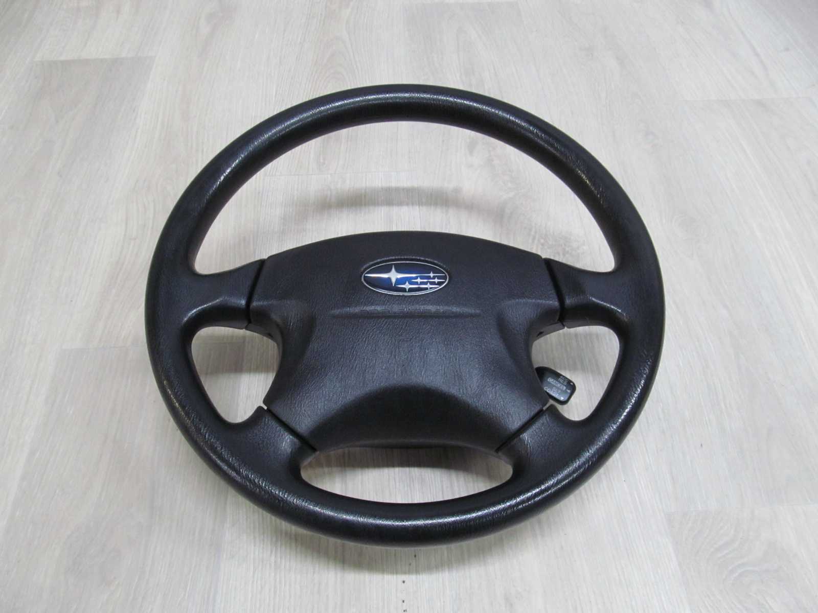 SUBARU LEGACY OUTBACK KIEROWNICA SKORA 99-05