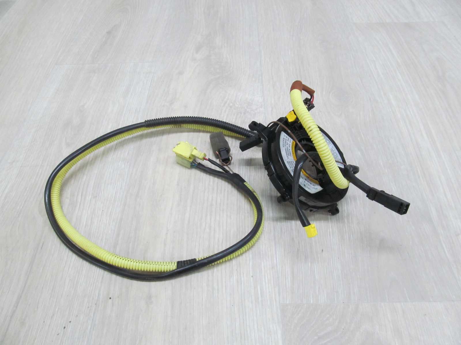 SUZUKI GRAND VITARA TASMA ZWIJAK PODUSZKI AIRBAG 99-05 AM50J2R