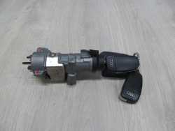 AUDI A4 B7 STACYJKA 2X KLUCZYK KOSTKA 4B0905851M 4B0905849 04-11