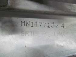 MITSUBISCHI PAJERO III LIFT GRILL ATRAPA CHLODNICY MN117713 04-07