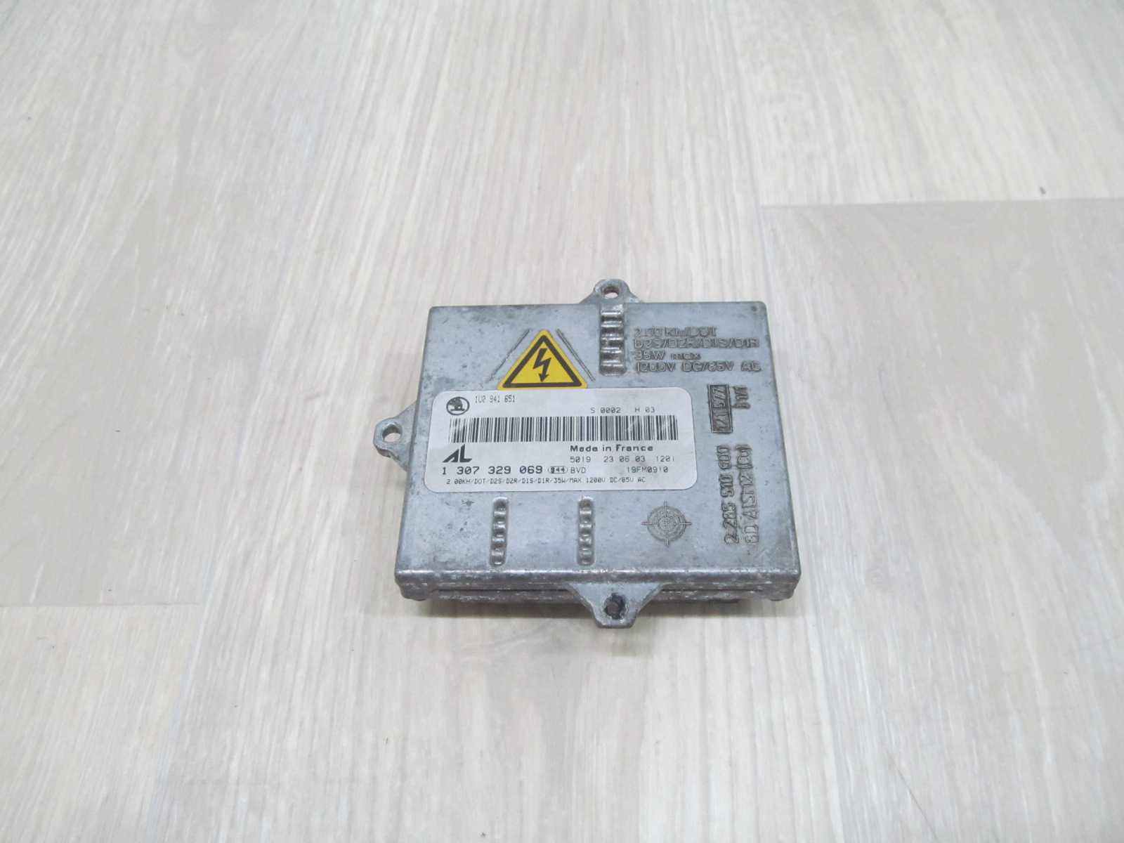 SKODA OCTAVIA I LIFT PRZETWORNICA XENON 1307329069 1U0941651 00-10