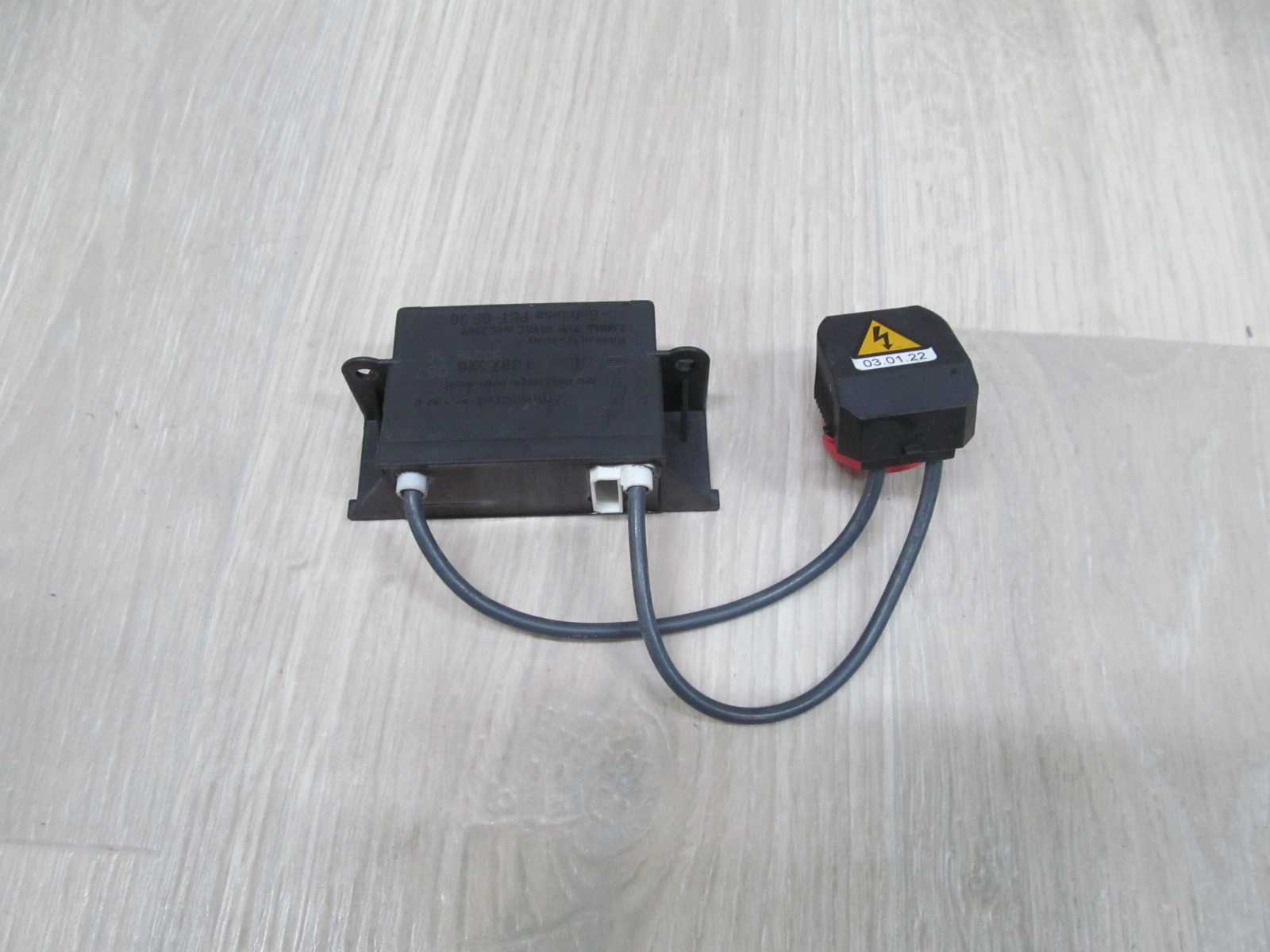 VW SEAT AUDI SKODA ZAPLONNIK STARTER XENON 1307329057 00-10