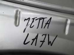 VW JETTA GOLF V KOMBI 05-10 MASKA POKRYWA SILNIKA LA7W