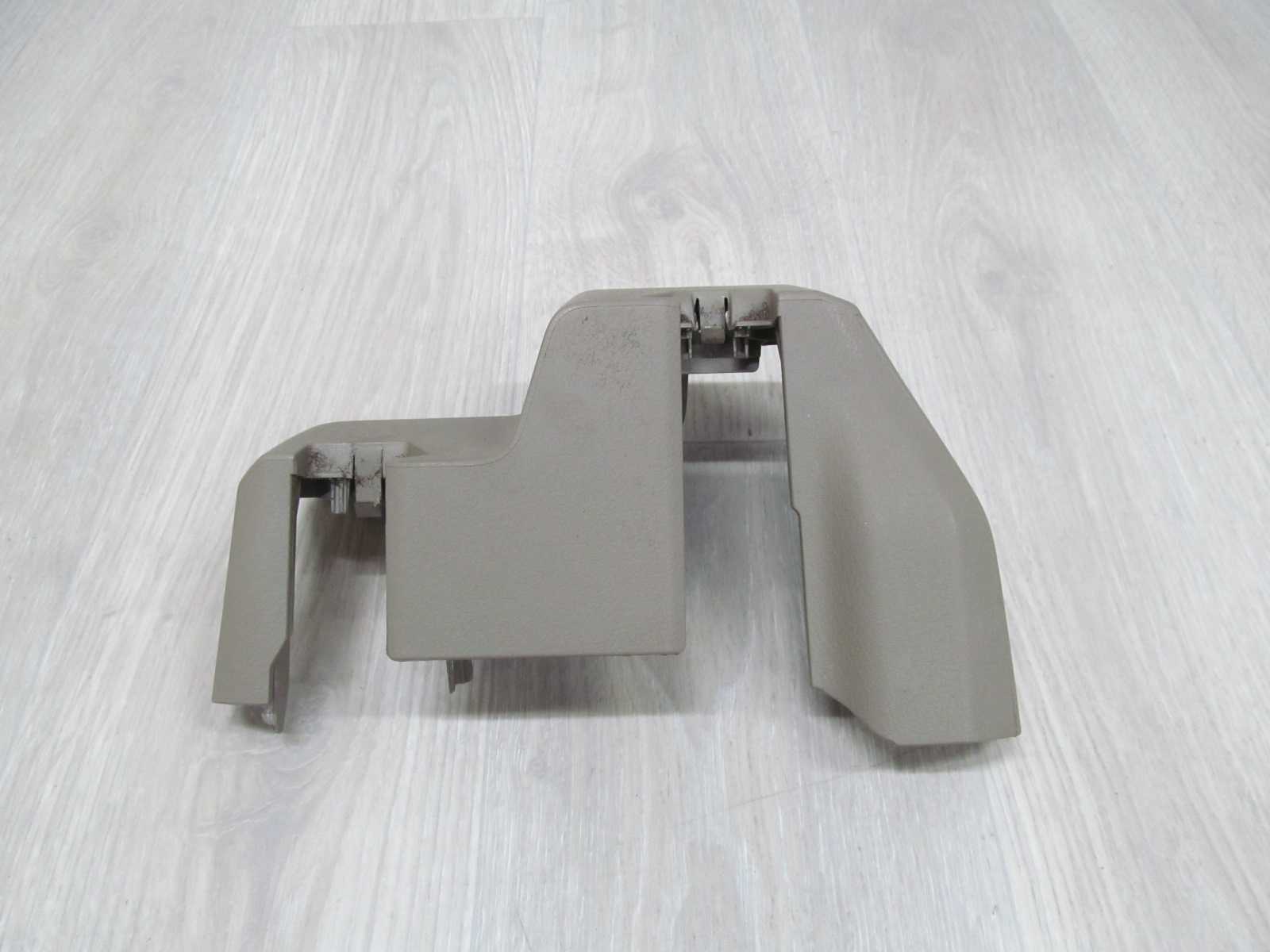 VOLVO XC90 OSLONA ZASLEPKA SZYNY FOTELA LEWA BEZ OAK 30615899 02-07