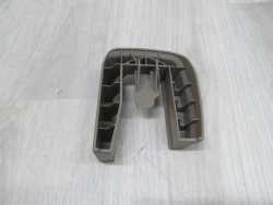 VOLVO XC90 OSLONA ZASLEPKA SZYNY FOTELA LEWA BEZ OAK 30662552 02-07
