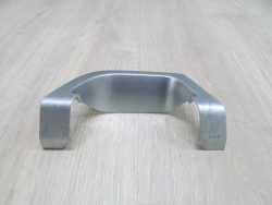 VOLVO XC90 LIFT UCHWYT RACZKA PRAWA CHROM 30716086 06-14