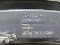 VOLVO XC90 LIFT LISTWA BLOTNIKA PRZOD PRAWA  30779578 07-14