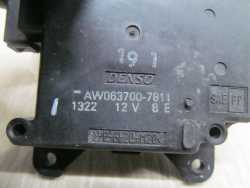 TOYOTA SILNICZEK KLAPY NAGRZEWNICY AW063700-7811 01-09