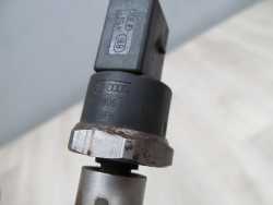 AUDI VW 2.0 TFSI LISTWA WTRYSKOWA CZUJNIK 06F133317L 06D906051A