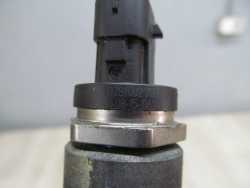 VOLVO XC90 I S80 II V70 III 2.4 D5 06-13 LISTWA WTRYSKOWA CZUJNIK 3075716 0445215023