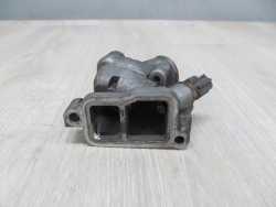VOLVO S60 S80 V70 XC 2.4 D5 00- OBUDOWA TERMOSTATU 863695